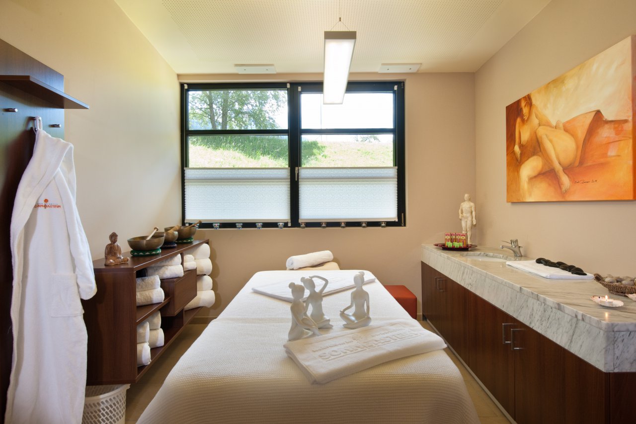 Massage room at Hotel Sonngastein