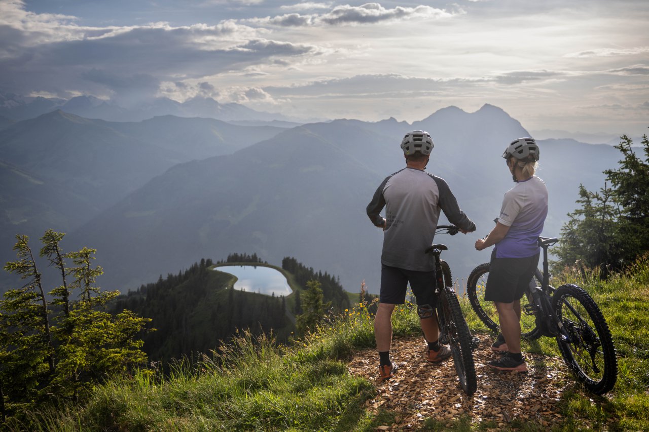 Fahrradtour am Fulseck mit Blick auf den Spiegelsee