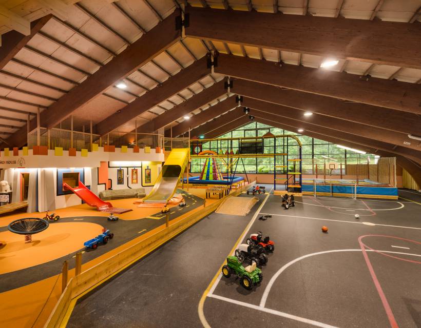 Erlebnishallte und Indoorspielplatz im Hotel Sonngastein