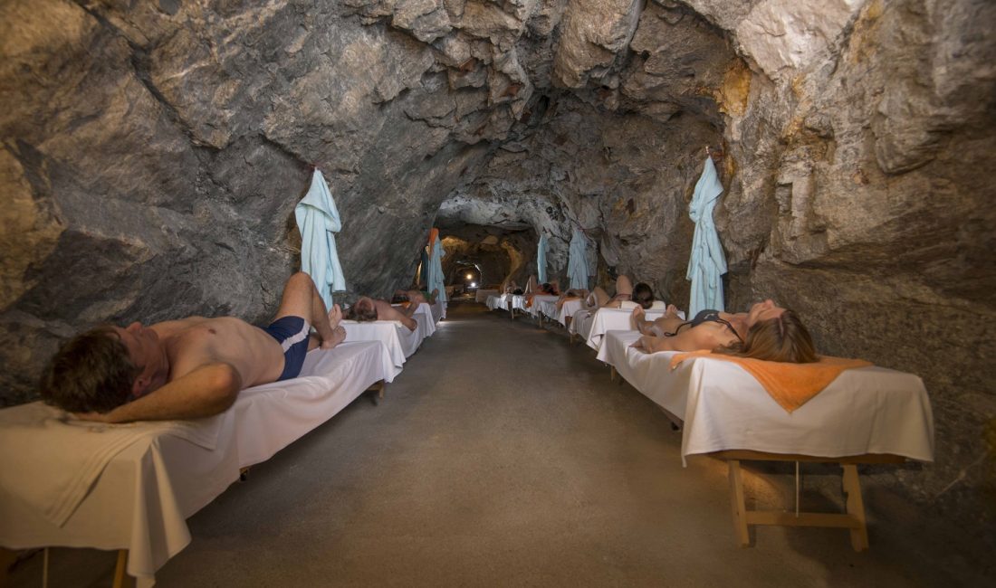 Therapy area inside the Gastein Healing Gallery