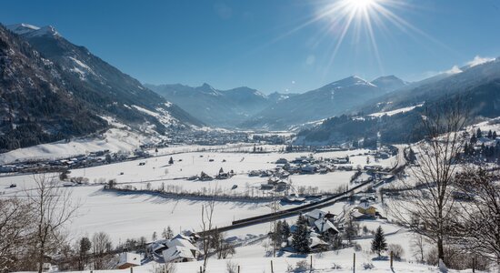 Traumhafter Blick über das Gasteinertal im Winter